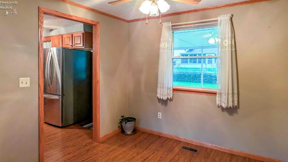3002 Hinde Avenue, Sandusky, 44870, 3 Bedrooms Bedrooms, ,2 BathroomsBathrooms,Residential,For Sale,Hinde,20263147