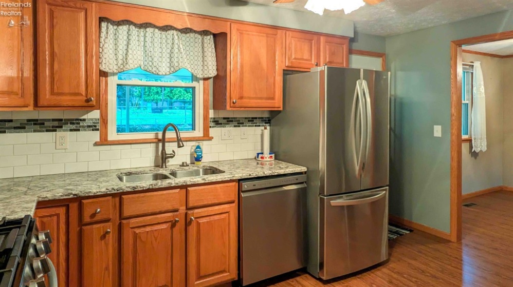 3002 Hinde Avenue, Sandusky, 44870, 3 Bedrooms Bedrooms, ,2 BathroomsBathrooms,Residential,For Sale,Hinde,20263147
