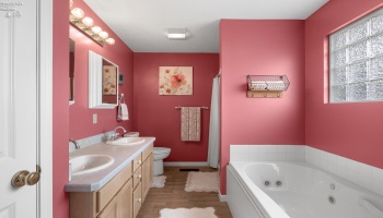 1033 Wabash Avenue, Grafton, 44044, 3 Bedrooms Bedrooms, ,2 BathroomsBathrooms,Residential,For Sale,Wabash,20263164 1033 Wabash Avenue, Grafton, 44044, 3 Bedrooms Bedrooms, ,2 BathroomsBathrooms,Residential,For Sale,Wabash,20263164