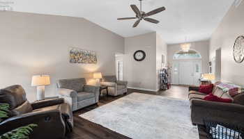 1033 Wabash Avenue, Grafton, 44044, 3 Bedrooms Bedrooms, ,2 BathroomsBathrooms,Residential,For Sale,Wabash,20263164 1033 Wabash Avenue, Grafton, 44044, 3 Bedrooms Bedrooms, ,2 BathroomsBathrooms,Residential,For Sale,Wabash,20263164
