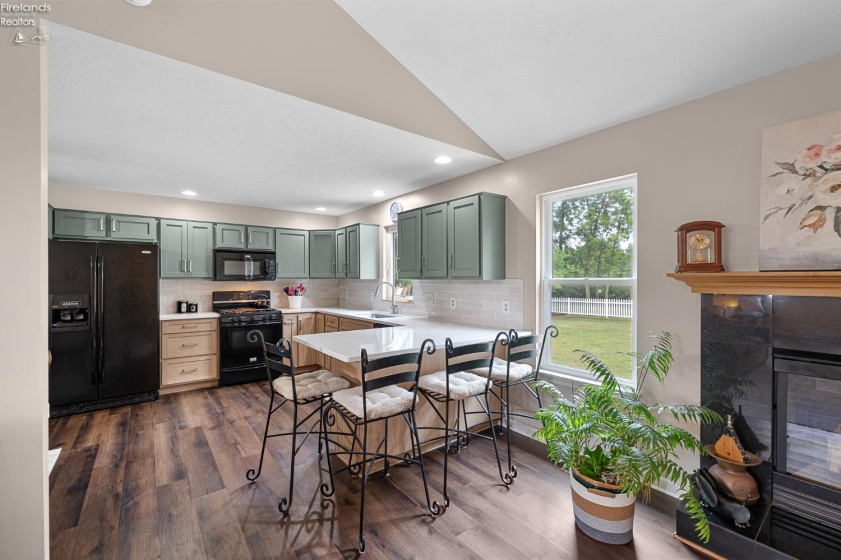 1033 Wabash Avenue, Grafton, 44044, 3 Bedrooms Bedrooms, ,2 BathroomsBathrooms,Residential,For Sale,Wabash,20263164