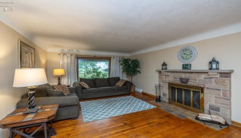 910 Court Street, Medina, 44256, ,2 BathroomsBathrooms,Residential,For Sale,Court,20263157 910 Court Street, Medina, 44256, ,2 BathroomsBathrooms,Residential,For Sale,Court,20263157