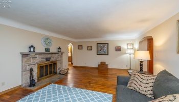910 Court Street, Medina, 44256, ,2 BathroomsBathrooms,Residential,For Sale,Court,20263157 910 Court Street, Medina, 44256, ,2 BathroomsBathrooms,Residential,For Sale,Court,20263157