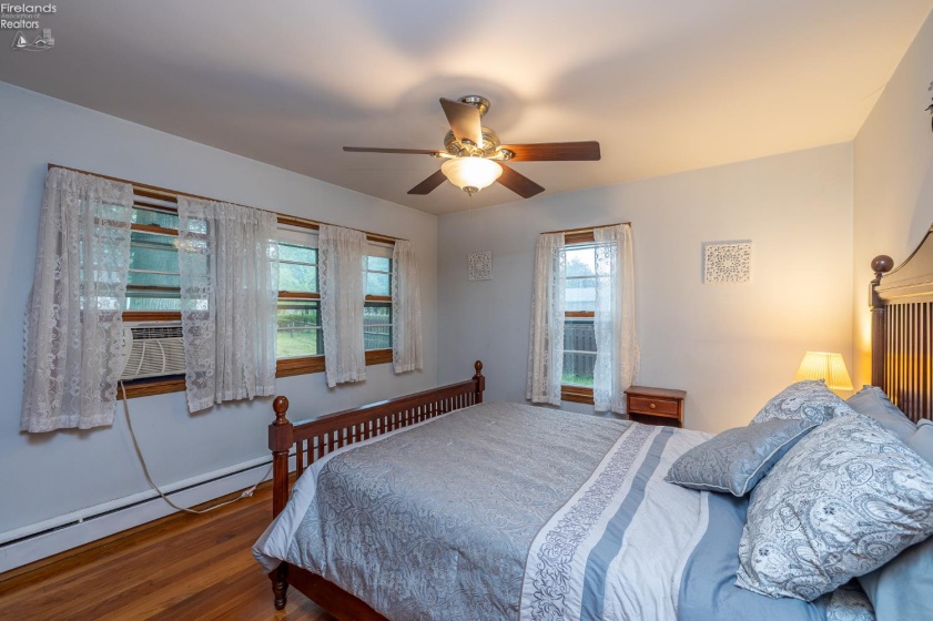 910 Court Street, Medina, 44256, ,2 BathroomsBathrooms,Residential,For Sale,Court,20263157