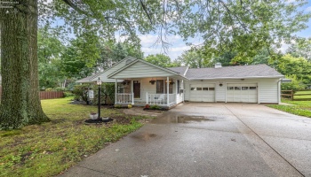 910 Court Street, Medina, 44256, ,2 BathroomsBathrooms,Residential,For Sale,Court,20263157 910 Court Street, Medina, 44256, ,2 BathroomsBathrooms,Residential,For Sale,Court,20263157