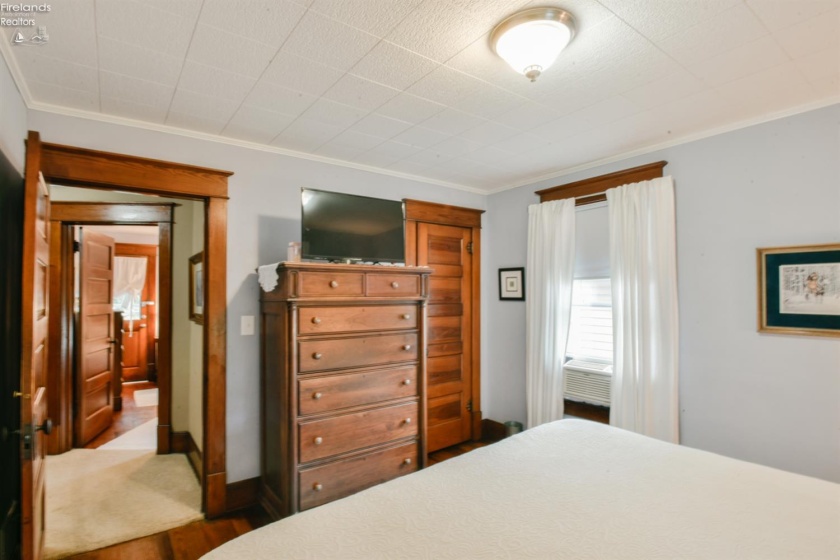 418 6th Street, Port Clinton, 43452, 3 Bedrooms Bedrooms, ,2 BathroomsBathrooms,Residential,For Sale,6th,20263135