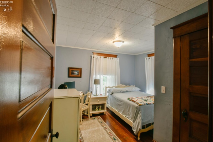 418 6th Street, Port Clinton, 43452, 3 Bedrooms Bedrooms, ,2 BathroomsBathrooms,Residential,For Sale,6th,20263135