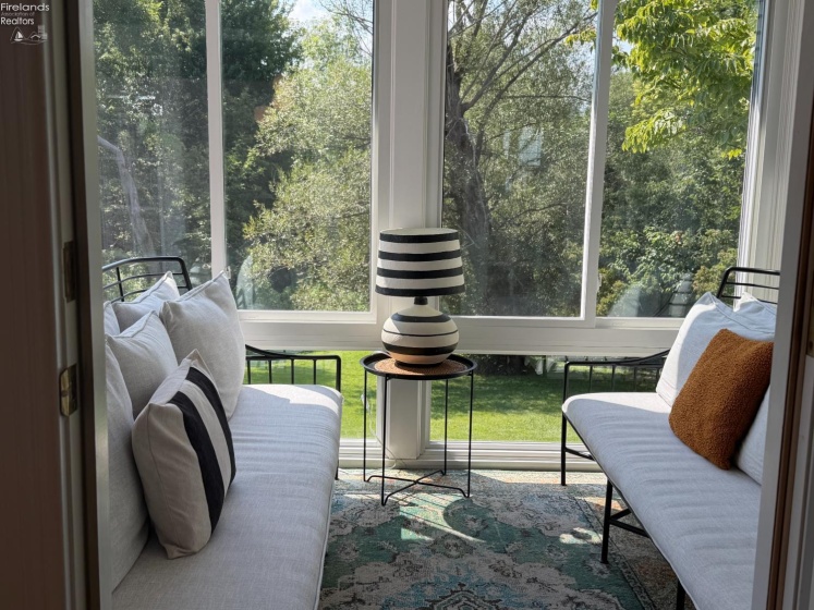 907 Glenview Drive, Huron, 44839, 5 Bedrooms Bedrooms, ,3 BathroomsBathrooms,Residential,For Sale,Glenview,20263116