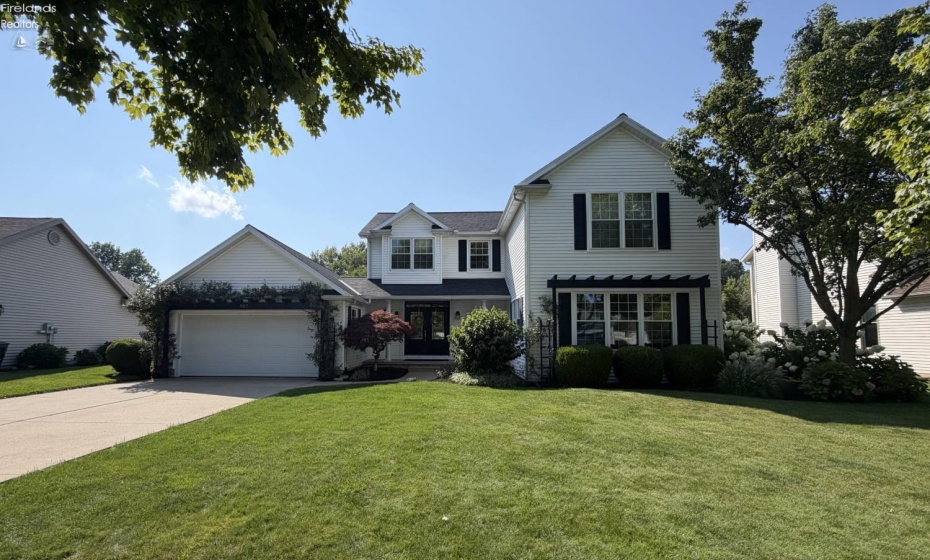 907 Glenview Drive, Huron, 44839, 5 Bedrooms Bedrooms, ,3 BathroomsBathrooms,Residential,For Sale,Glenview,20263116