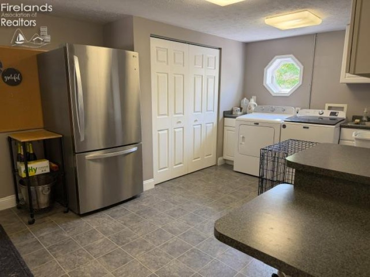 907 Glenview Drive, Huron, 44839, 5 Bedrooms Bedrooms, ,3 BathroomsBathrooms,Residential,For Sale,Glenview,20263116