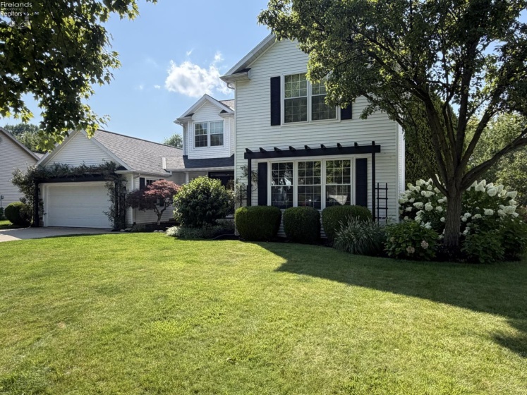 907 Glenview Drive, Huron, 44839, 5 Bedrooms Bedrooms, ,3 BathroomsBathrooms,Residential,For Sale,Glenview,20263116