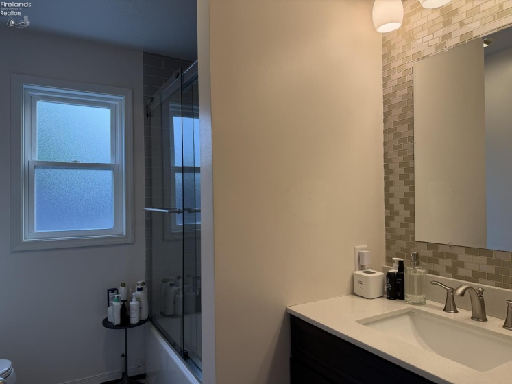 907 Glenview Drive, Huron, 44839, 5 Bedrooms Bedrooms, ,3 BathroomsBathrooms,Residential,For Sale,Glenview,20263116