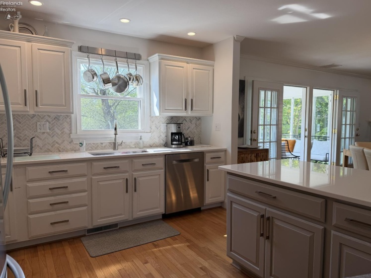 907 Glenview Drive, Huron, 44839, 5 Bedrooms Bedrooms, ,3 BathroomsBathrooms,Residential,For Sale,Glenview,20263116