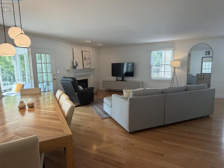 907 Glenview Drive, Huron, 44839, 5 Bedrooms Bedrooms, ,3 BathroomsBathrooms,Residential,For Sale,Glenview,20263116