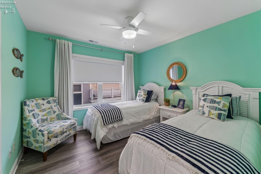 2705 Harbor Bay Drive, Marblehead, 43440, 3 Bedrooms Bedrooms, ,2 BathroomsBathrooms,Residential,For Sale,Harbor Bay,20263148