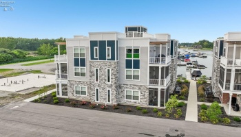 2705 Harbor Bay Drive, Marblehead, 43440, 3 Bedrooms Bedrooms, ,2 BathroomsBathrooms,Residential,For Sale,Harbor Bay,20263148