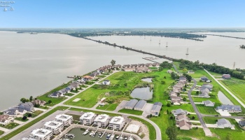 2705 Harbor Bay Drive, Marblehead, 43440, 3 Bedrooms Bedrooms, ,2 BathroomsBathrooms,Residential,For Sale,Harbor Bay,20263148