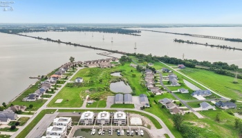 2705 Harbor Bay Drive, Marblehead, 43440, 3 Bedrooms Bedrooms, ,2 BathroomsBathrooms,Residential,For Sale,Harbor Bay,20263148