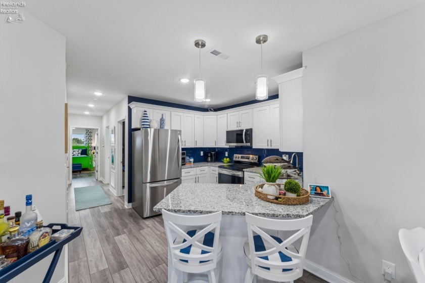 2705 Harbor Bay Drive, Marblehead, 43440, 3 Bedrooms Bedrooms, ,2 BathroomsBathrooms,Residential,For Sale,Harbor Bay,20263148