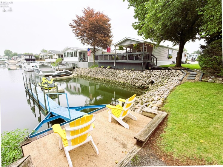 1600 Harbor Crossing Road, Marblehead, 43440, 2 Bedrooms Bedrooms, ,2 BathroomsBathrooms,Residential,For Sale,Harbor Crossing,20263184