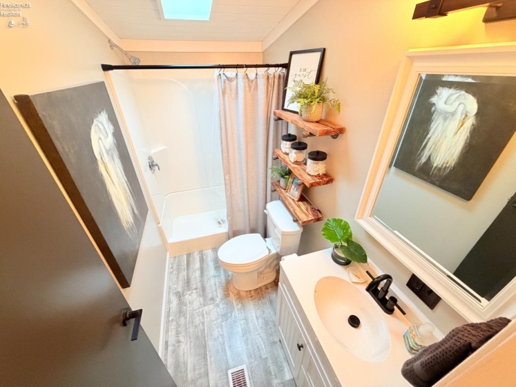 1600 Harbor Crossing Road, Marblehead, 43440, 2 Bedrooms Bedrooms, ,2 BathroomsBathrooms,Residential,For Sale,Harbor Crossing,20263184