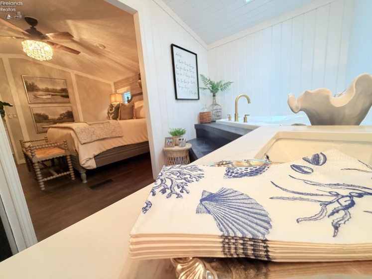 1600 Harbor Crossing Road, Marblehead, 43440, 2 Bedrooms Bedrooms, ,2 BathroomsBathrooms,Residential,For Sale,Harbor Crossing,20263184
