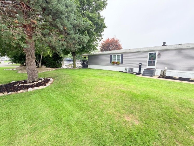 1600 Harbor Crossing Road, Marblehead, 43440, 2 Bedrooms Bedrooms, ,2 BathroomsBathrooms,Residential,For Sale,Harbor Crossing,20263184