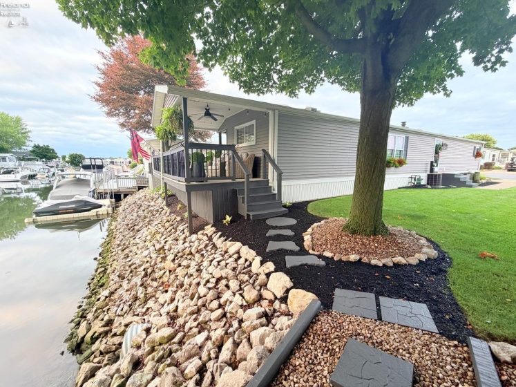 1600 Harbor Crossing Road, Marblehead, 43440, 2 Bedrooms Bedrooms, ,2 BathroomsBathrooms,Residential,For Sale,Harbor Crossing,20263184