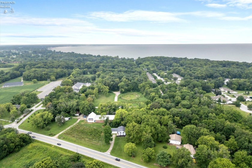 526 Catawba Road, Port Clinton, 43452, 4 Bedrooms Bedrooms, ,2 BathroomsBathrooms,Residential,For Sale,Catawba,20263171