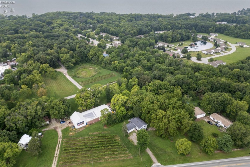 526 Catawba Road, Port Clinton, 43452, 4 Bedrooms Bedrooms, ,2 BathroomsBathrooms,Residential,For Sale,Catawba,20263171