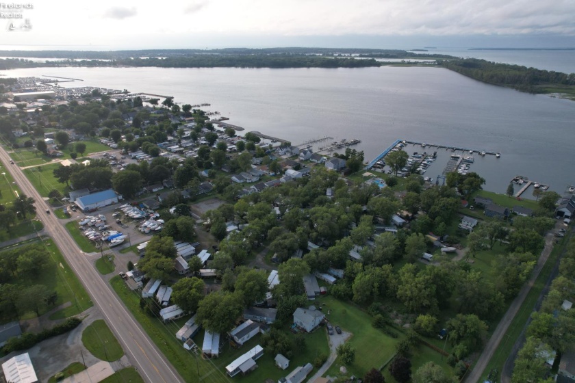 7401 Harbor Road, Marblehead, 43440, 2 Bedrooms Bedrooms, ,1 BathroomBathrooms,Residential,For Sale,Harbor,20263197