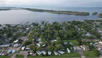 7401 Harbor Road, Marblehead, 43440, 2 Bedrooms Bedrooms, ,1 BathroomBathrooms,Residential,For Sale,Harbor,20263197