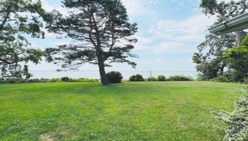 1920 Bay Drive, Port Clinton, 43452, 2 Bedrooms Bedrooms, ,1 BathroomBathrooms,Residential,For Sale,Bay,20263201