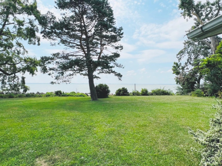 1920 Bay Drive, Port Clinton, 43452, 2 Bedrooms Bedrooms, ,1 BathroomBathrooms,Residential,For Sale,Bay,20263201