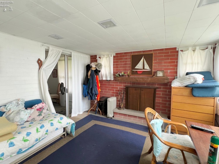 1920 Bay Drive, Port Clinton, 43452, 2 Bedrooms Bedrooms, ,1 BathroomBathrooms,Residential,For Sale,Bay,20263201