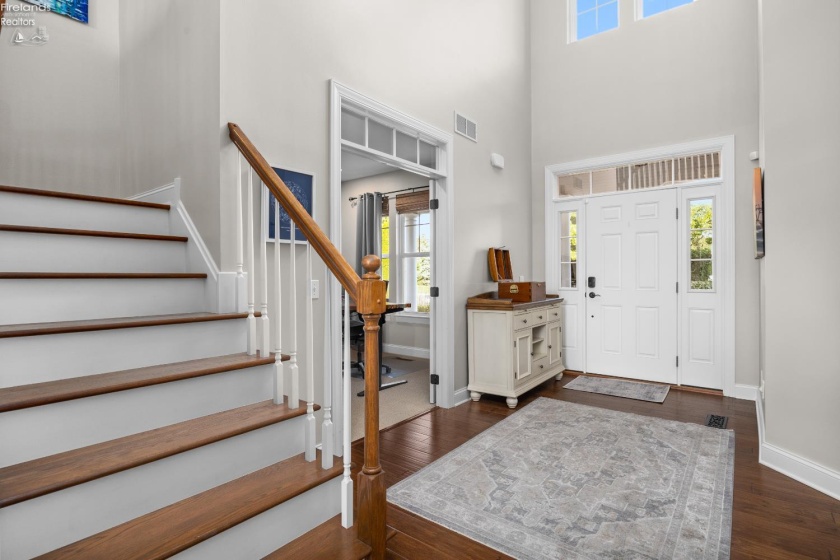 4716 Tradewinds Drive, Port Clinton, 43452, 4 Bedrooms Bedrooms, ,3 BathroomsBathrooms,Residential,For Sale,Tradewinds,20263160