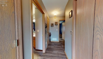 303 Woodbine, Willard, 44890, 2 Bedrooms Bedrooms, ,2 BathroomsBathrooms,Residential,For Sale,Woodbine,20263187