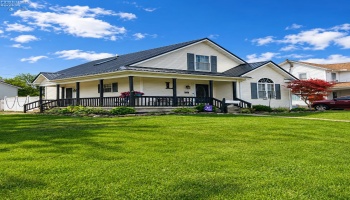 303 Woodbine, Willard, 44890, 2 Bedrooms Bedrooms, ,2 BathroomsBathrooms,Residential,For Sale,Woodbine,20263187