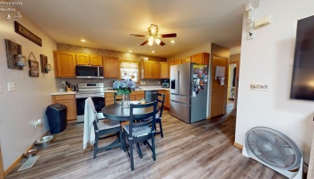 303 Woodbine, Willard, 44890, 2 Bedrooms Bedrooms, ,2 BathroomsBathrooms,Residential,For Sale,Woodbine,20263187