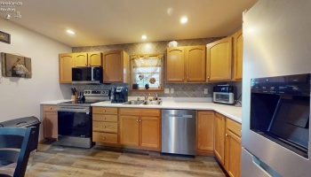 303 Woodbine, Willard, 44890, 2 Bedrooms Bedrooms, ,2 BathroomsBathrooms,Residential,For Sale,Woodbine,20263187