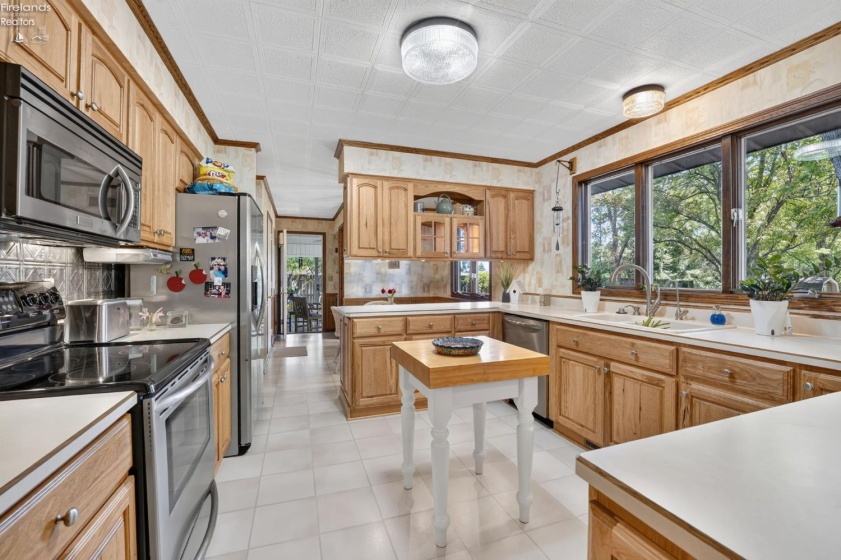 1054 Township Road 1191, Tiffin, 44883, 3 Bedrooms Bedrooms, ,3 BathroomsBathrooms,Residential,For Sale,Township Road 1191,20262985