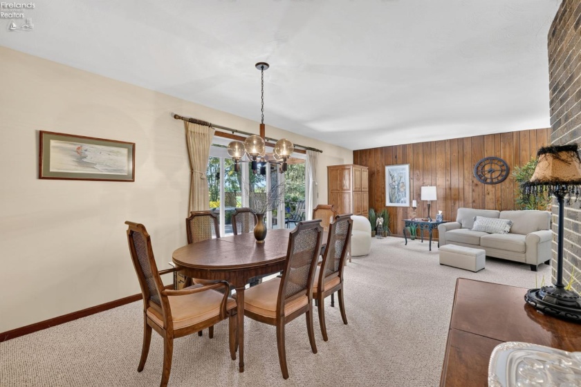 1054 Township Road 1191, Tiffin, 44883, 3 Bedrooms Bedrooms, ,3 BathroomsBathrooms,Residential,For Sale,Township Road 1191,20262985