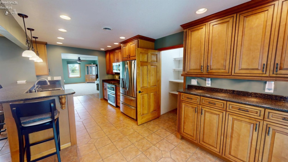 474 County Road 108, Fremont, 43420, 3 Bedrooms Bedrooms, ,3 BathroomsBathrooms,Residential,For Sale,County Road 108,20263031