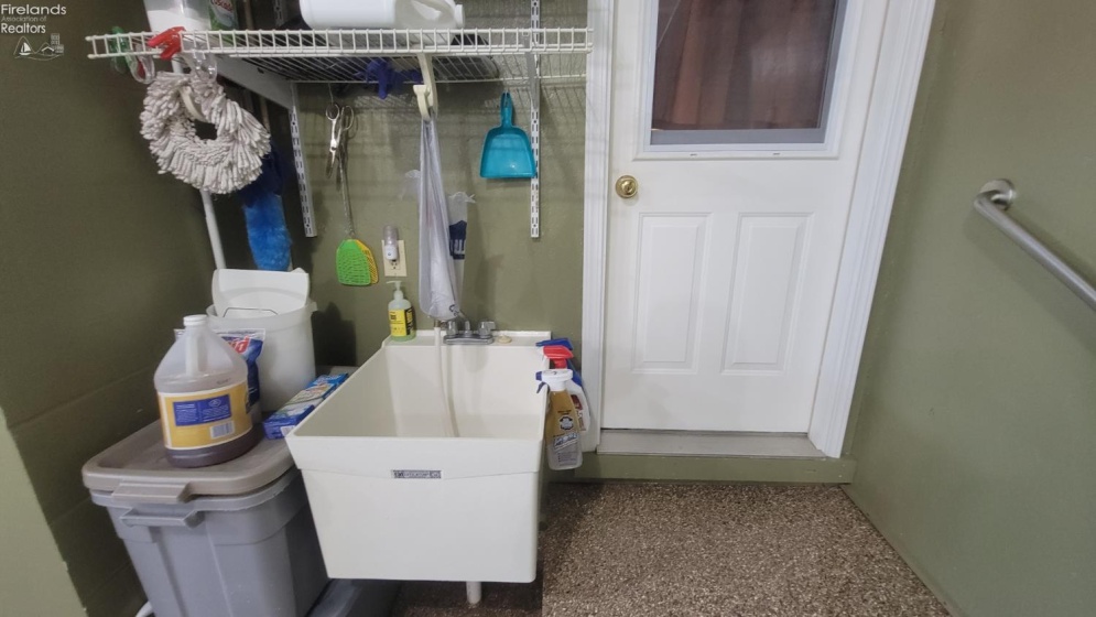 474 County Road 108, Fremont, 43420, 3 Bedrooms Bedrooms, ,3 BathroomsBathrooms,Residential,For Sale,County Road 108,20263031
