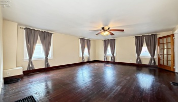 9 Grammes Street, Tiffin, 44883, 4 Bedrooms Bedrooms, ,3 BathroomsBathrooms,Residential,For Sale,Grammes,20263141