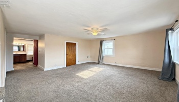 9 Grammes Street, Tiffin, 44883, 4 Bedrooms Bedrooms, ,3 BathroomsBathrooms,Residential,For Sale,Grammes,20263141