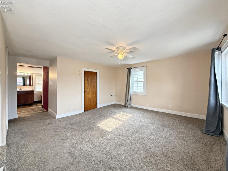 9 Grammes Street, Tiffin, 44883, 4 Bedrooms Bedrooms, ,3 BathroomsBathrooms,Residential,For Sale,Grammes,20263141
