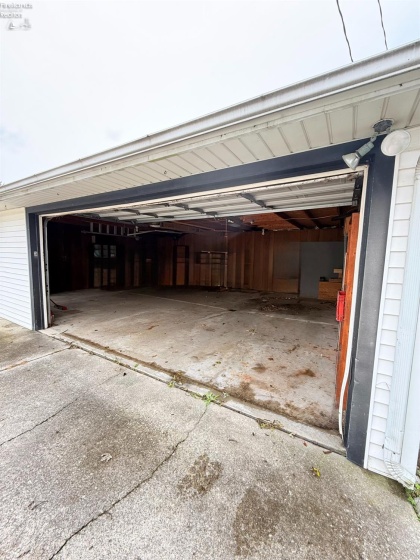 23766 Meadow Drive, Genoa, 43430, 3 Bedrooms Bedrooms, ,2 BathroomsBathrooms,Residential,For Sale,Meadow,20263181