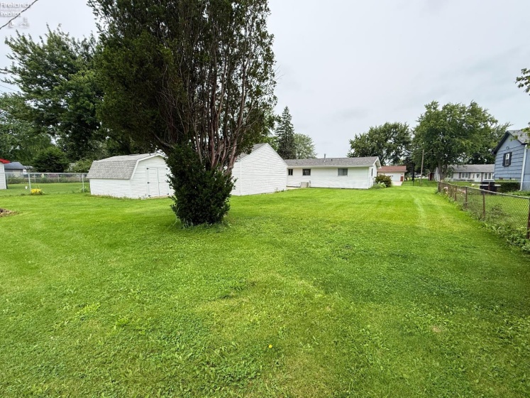 23766 Meadow Drive, Genoa, 43430, 3 Bedrooms Bedrooms, ,2 BathroomsBathrooms,Residential,For Sale,Meadow,20263181
