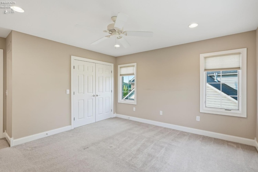 326 Pheasant Run Lane, Findlay, 45840, 4 Bedrooms Bedrooms, ,5 BathroomsBathrooms,Residential,For Sale,Pheasant Run,20263200